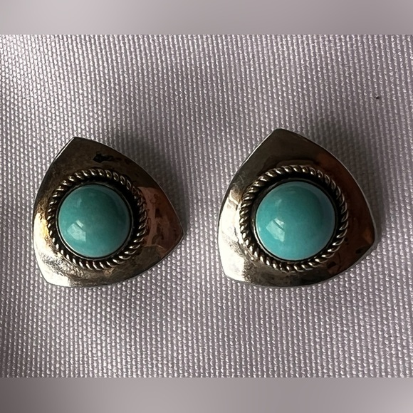 Artie Yellowhorse Sterling Silver Turquoise Native American Oval Earrings - Picture 3 of 10